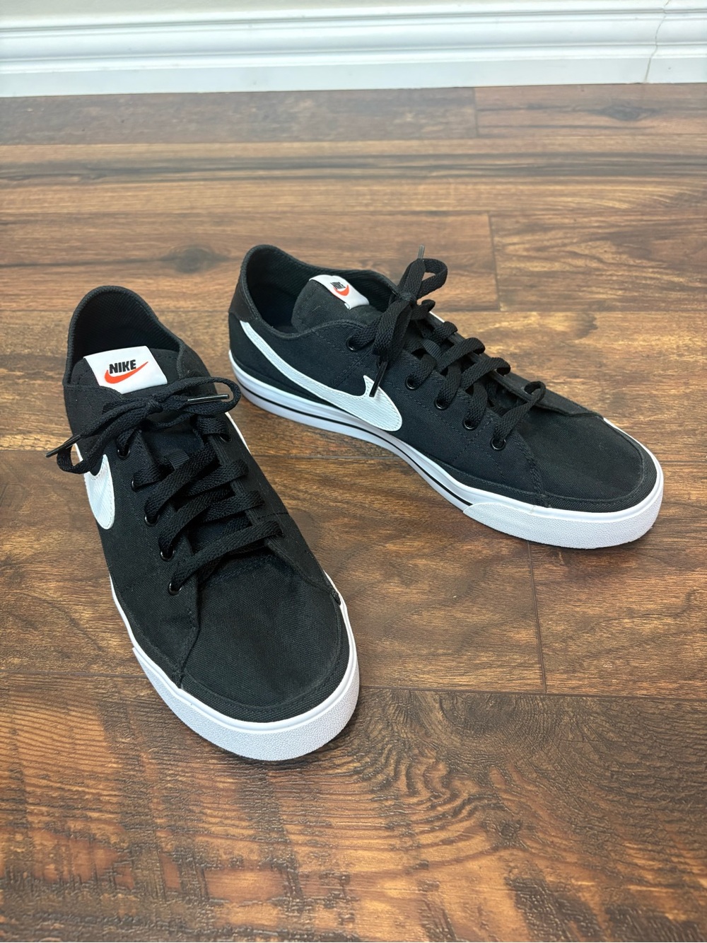 NIKE COURT LEGACY CANVAS BLACK WHITE SNEAKERS MENS SIZE 10.5
